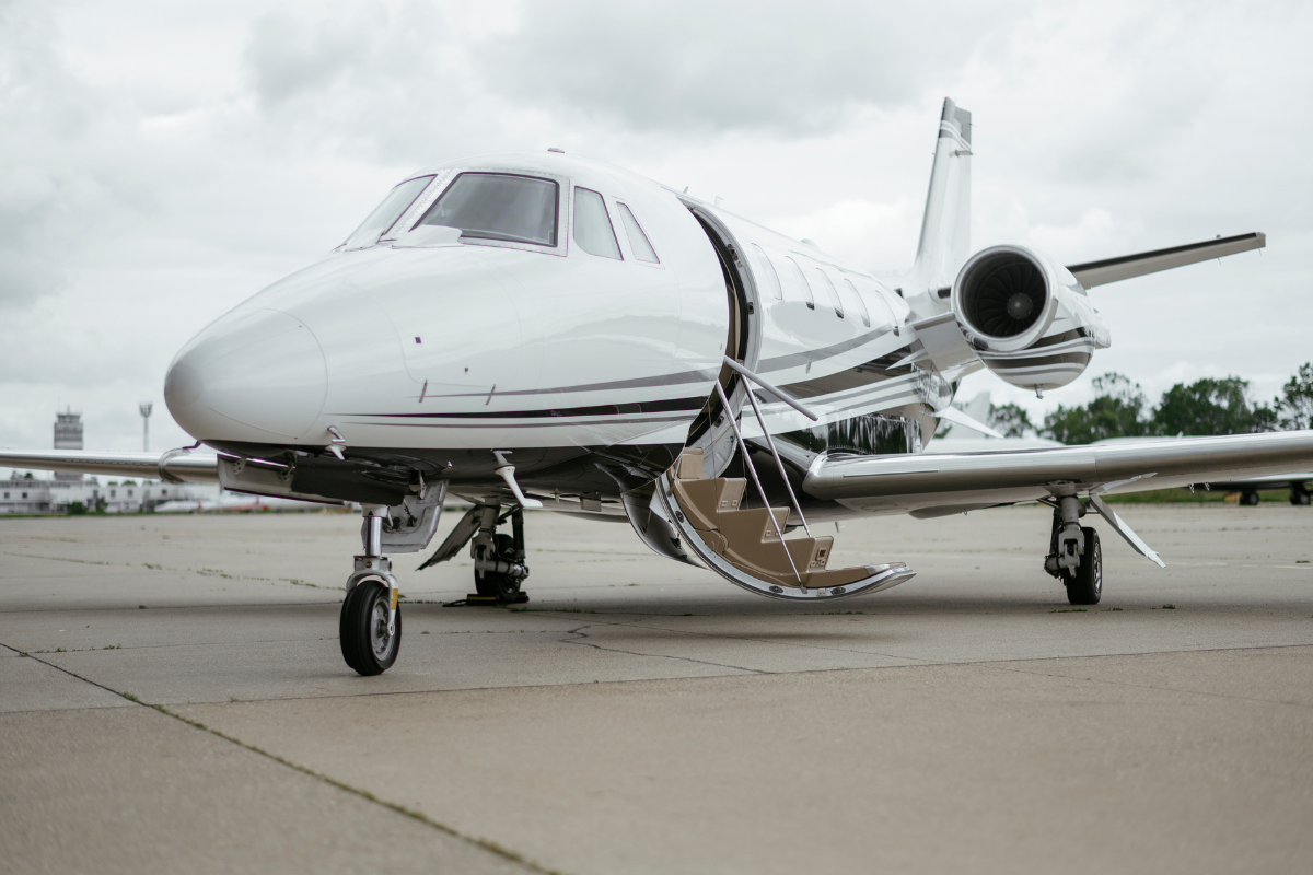 How Much Does It Cost To Charter A Private Plane In Singapore?